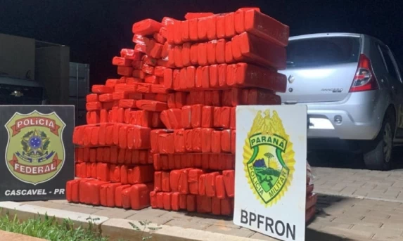 Adolescente é apreendido com carro carregado de maconha na BR-277 em Cascavel