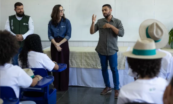 Agronegócio: Ação do Sistema CNA/Senar aproxima estudantes do campo em celebração ao Dia do Produtor Rural