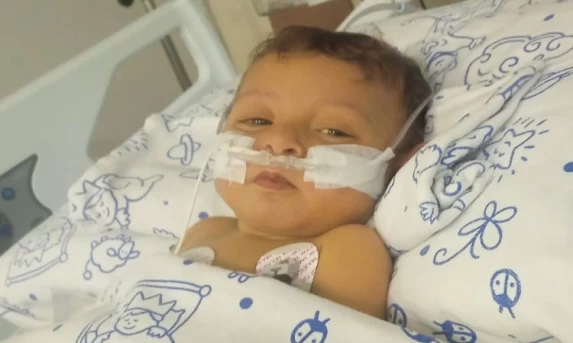 AJUDE AYLLA SOPHIA: Bebê de 7 Meses Aguarda Transplante Urgente e Família Precisa de Apoio para Continuar a Luta.