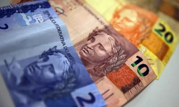 Atenção Aposentados: INSS inicia pagamento da primeira parcela do 13º salário nesta sexta-feira (24)