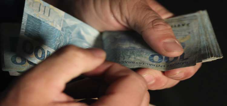 BENEFÍCIO: Caixa paga Auxílio Brasil a beneficiários com NIS final 9