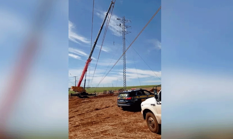 Bloqueada a BR 163 no Contorno Oeste em Cascavel