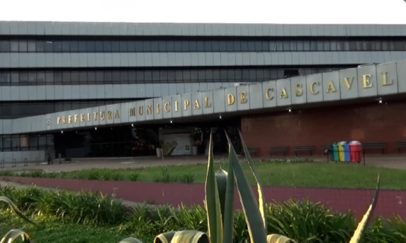 Cascavel abre dois novos concursos públicos com inscrições até 27 de agosto.