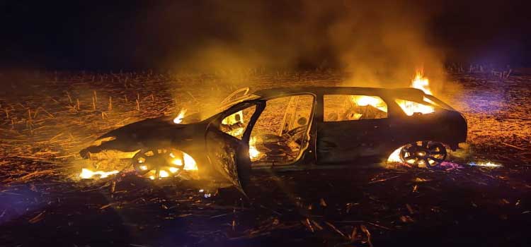 CASCAVEL: Disparos de arma de fogo são efetuados na BR-467 e carro é encontrado em chamas posteriormente.