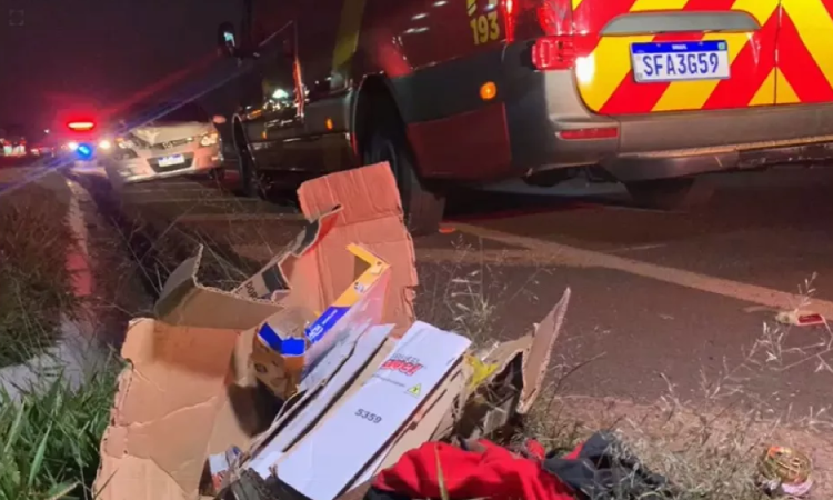 Catador de recicláveis fica em estado grave ao ser atropelado na BR-277 em Cascavel.