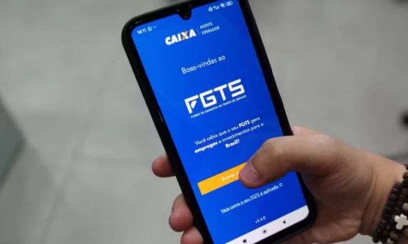 Conselho do FGTS aprova repasse de R$ 13 bilhões do lucro de 2025 para 138 milhões de trabalhadores