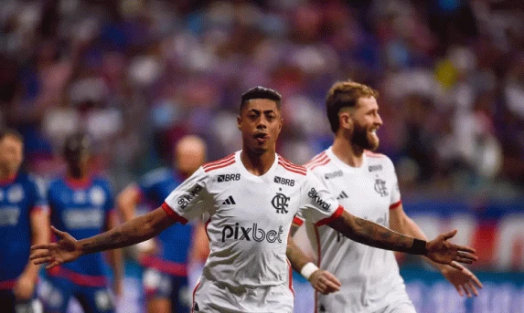 Copa do Brasil: Fla sai na frente do Bahia em disputa por vaga na semi.