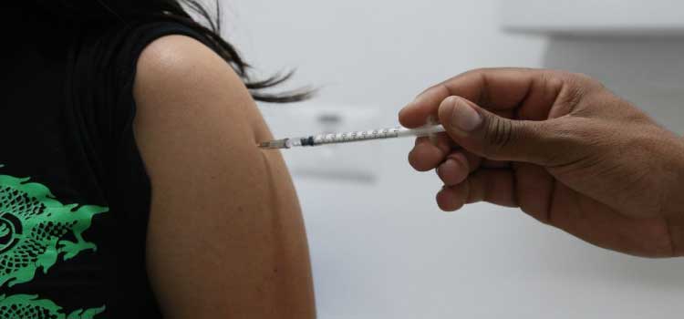 COVID-19: Brasil registra 7,7 mil casos e 197 mortes em 24 horas.