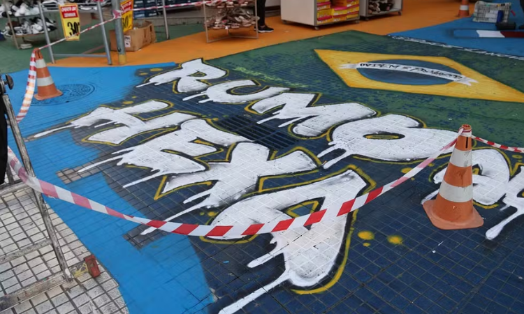 Decoração de ruas para a Copa do Mundo exige atenção a regras de trânsito e posturas municipais