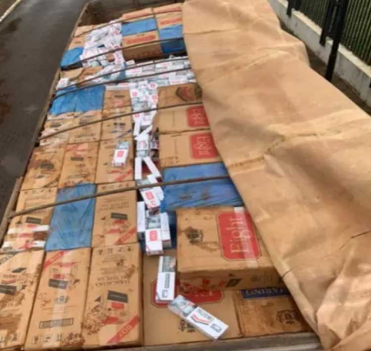DESCAMINHO: Caminhão carregado com R$ 1 milhão em cigarros é apreendido por BPFron e PF.