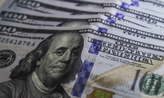 Dólar sobe para R$ 5,52 após sete quedas consecutivas