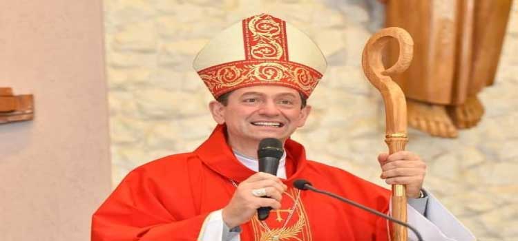 DOM ADELAR: Cirurgia de será realizada na manhã desta segunda-feira, dia 15 de novembro às 8h.