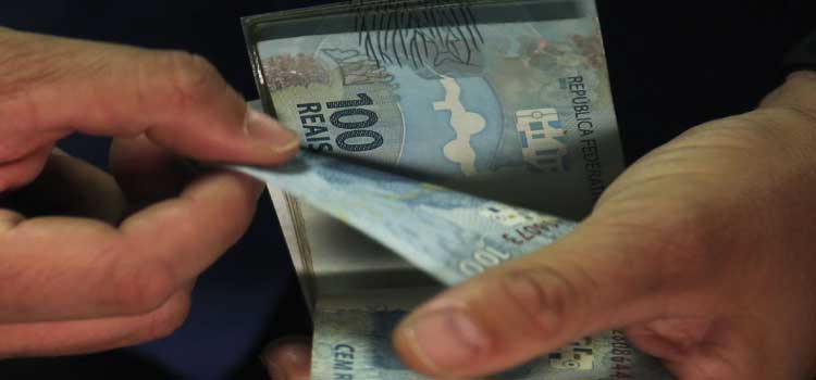 ECONOMIA: Mercado eleva para 5,6% previsão de inflação deste ano