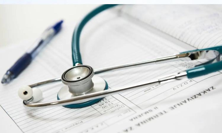 Educação: Exame Nacional de Medicina revela falhas graves na formação de novos médicos