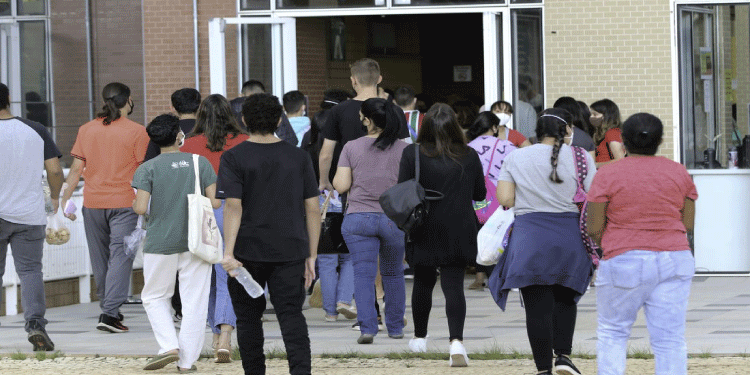 EDUCAÇÃO: Inep divulga resultado de pedidos de isenção para o Enem 2022.