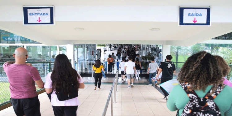 EDUCAÇÃO: Inscrições para o Enem 2022 começam na terça-feira.