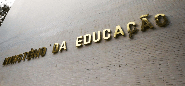 EDUCAÇÃO: MEC lança plataforma para ajudar estudantes a escolher curso técnico.