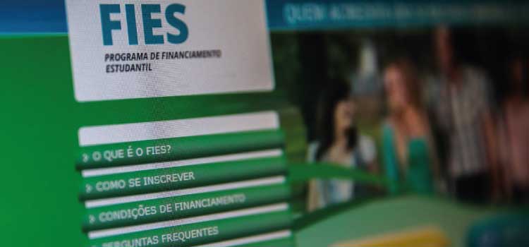 EDUCAÇÃO: MEC prorroga até amanhã prazo de inscrição no Fies