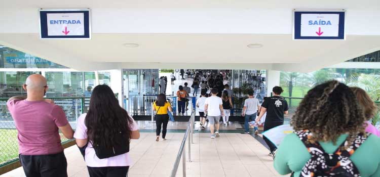 EDUCAÇÃO: Pré-selecionados no Prouni têm até hoje para comprovar informações.