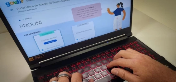 EDUCAÇÃO: Selecionados do Prouni devem entregar documentação até hoje.