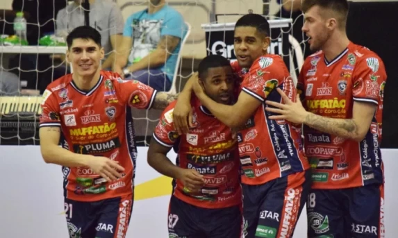 Em jogo com belos gols, Cascavel derrota o Joaçaba fora de casa pela Liga Nacional de Futsal.
