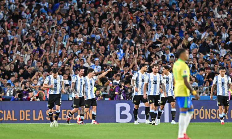 Em noite para esquecer, Brasil é goleado pela Argentina por 4 a 1