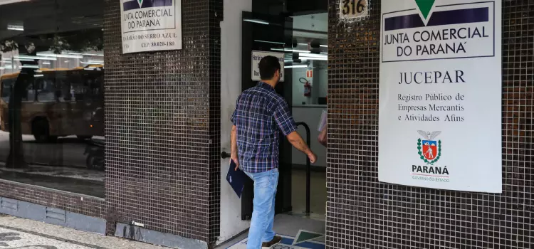 Empresas devem atualizar registro para preservar direito ao nome