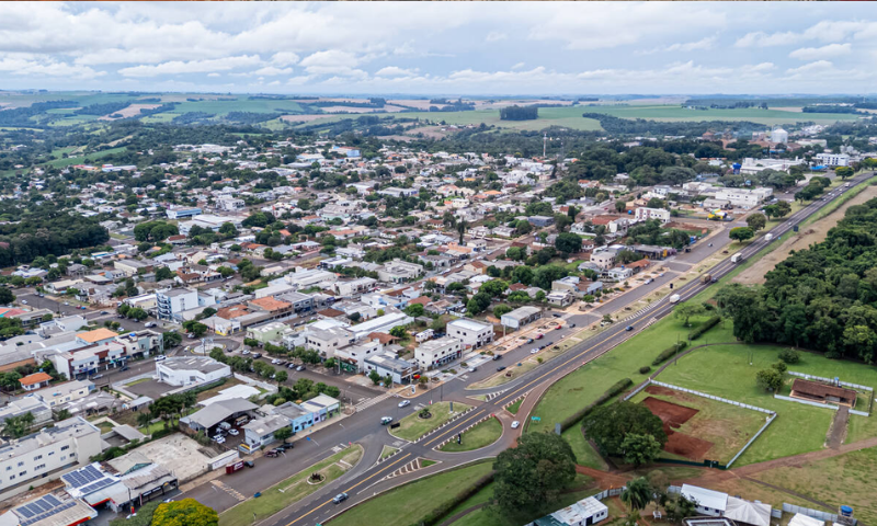 EPR Iguaçu realiza recuperação noturna de pavimento na BR-277, em Céu Azul