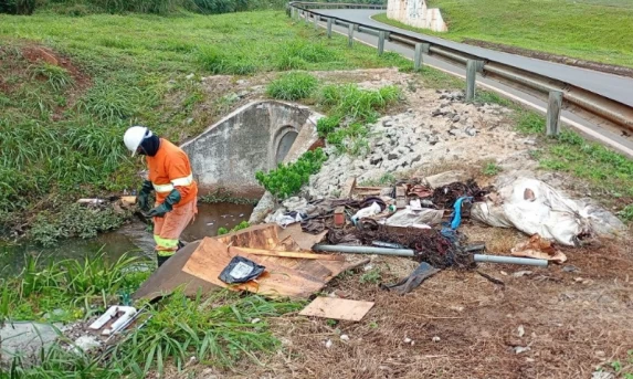 EPR Iguaçu recolhe mais de 622 toneladas de resíduos nas rodovias do Oeste e Sudoeste