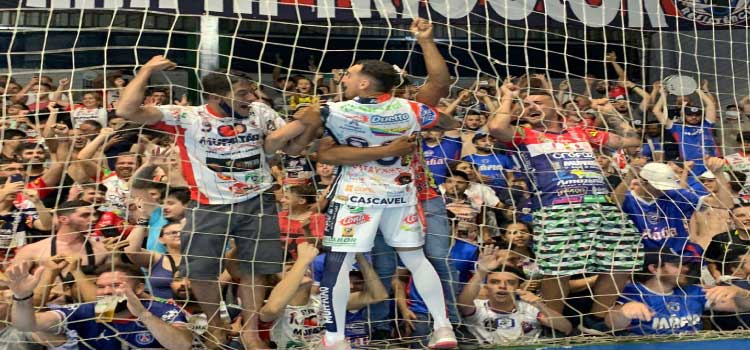ESPORTE: Cascavel Futsal vence de virada o Campo Mourão e é heptacampeão paranaense
