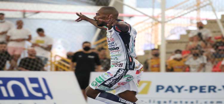 ESPORTE: Em grande jogo, Cascavel Futsal vence a primeira partida da final da LNF contra Sorocaba