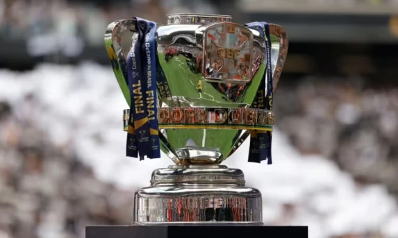 ESPORTE: Oitavas da Copa do Brasil começam nesta terça.