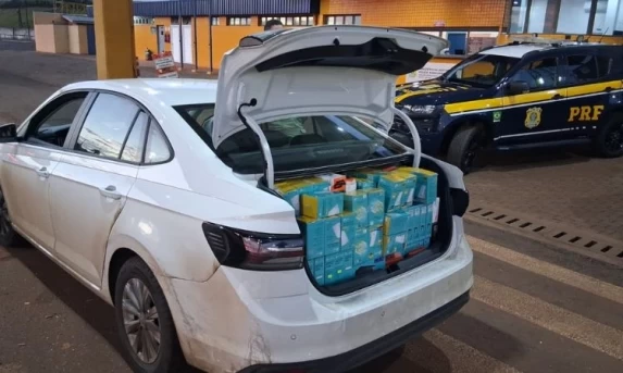 Fiscalização: PRF apreende carga de eletrônicos paraguaios avaliada em R$ 27 mil na BR-277 em Cascavel