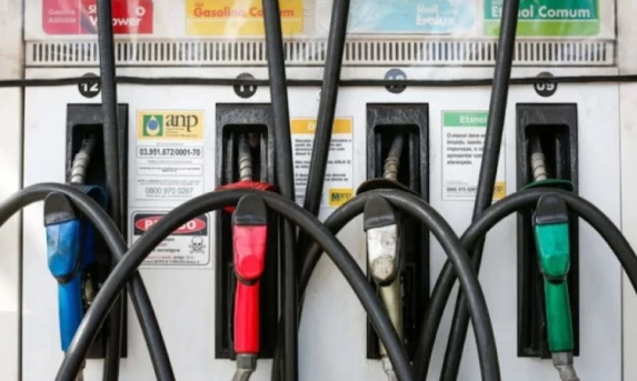 Governo atualiza preço médio ponderado de combustível.
