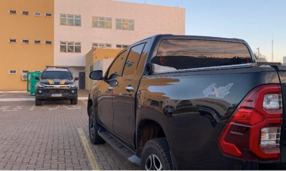 Guaraniaçu: Caminhonete furtada é recuperada pela PRF em Ceú Azul