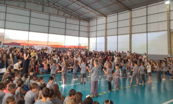 GUARANIAÇU: Escola Joaquim Modesto realiza 3ª edição do projeto Família na Escola.
