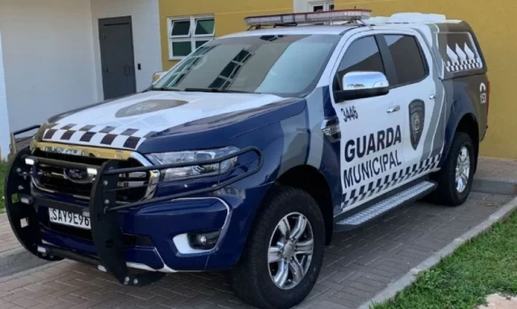 Homem é detido após mostrar partes íntimas no Centro de Cascavel