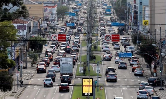 https://www.parana.pr.gov.br/aen/Noticia/IPVA-mais-barato-reduz-inadimplencia-no-primeiro-semestre-de-2026