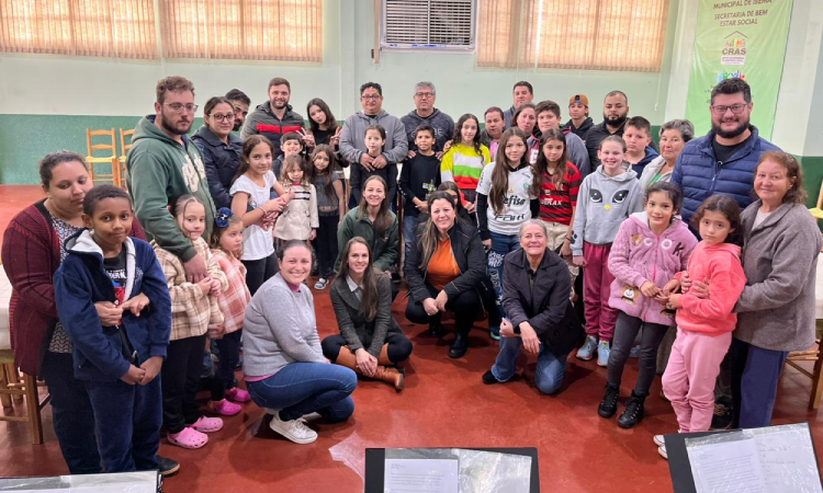 Ibema: Secretaria de Assistência Social promove confraternização especial de Dia dos Pais com crianças e idosos