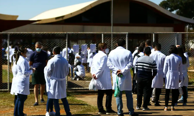 Inep divulga cartão de confirmação da inscrição no Revalida 2024.2.