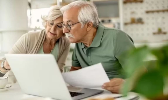 INPC fecha em 3,9%, e reajuste das aposentadorias acima do mínimo ficará abaixo da inflação oficial