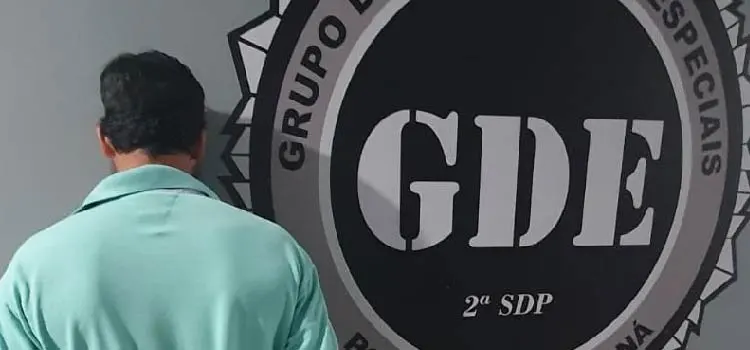 LARANJAL: Polícia Civil prende indivíduo com mandado de prisão por homicídio.