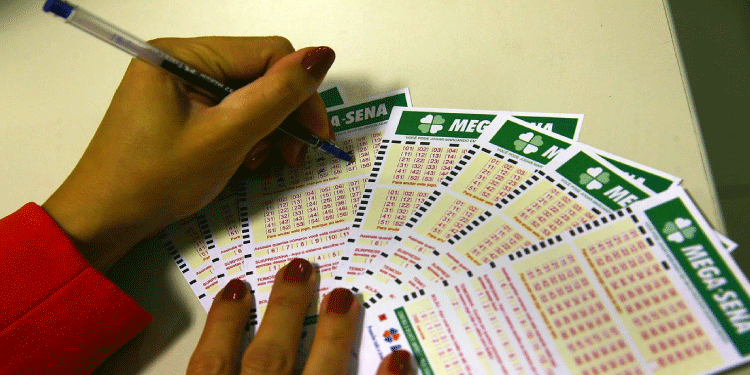 LOTERIA: Mega-Sena acumula e próximo concurso deve pagar R$ 40 milhões.