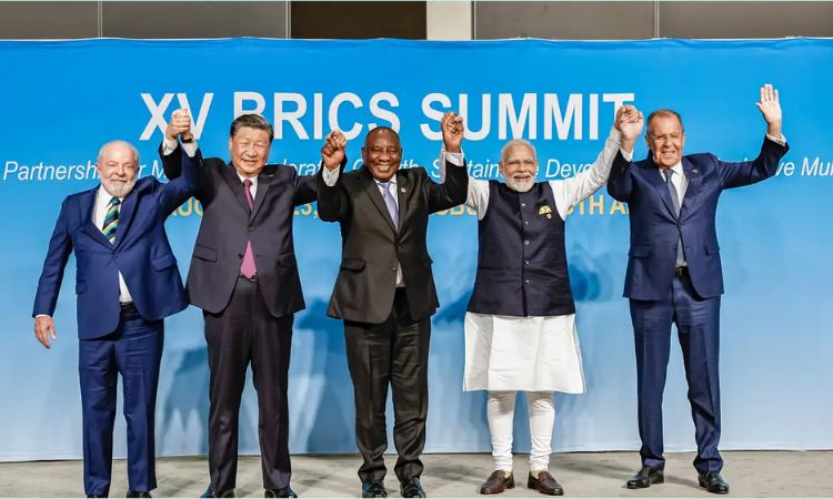 Lula participa de reunião virtual do Brics para discutir tarifas e conflitos internacionais