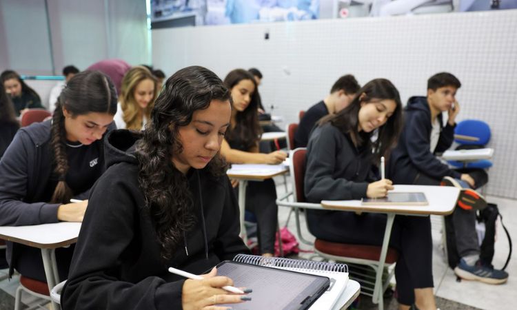 MEC divulga lista de pré-selecionados para o Fies do segundo semestre