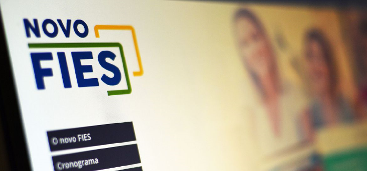 MEC divulga lista de pré-selecionados para Fies do segundo semestre