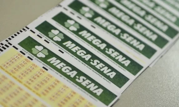 Mega-Sena acumula e prêmio vai a R$ 20 milhões; confira as dezenas do concurso 2.993