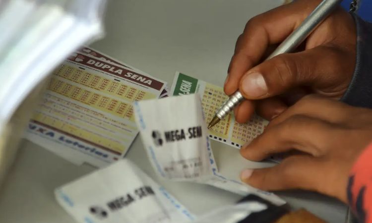 Mega-Sena acumula e próximo prêmio vai a R$ 30 milhões