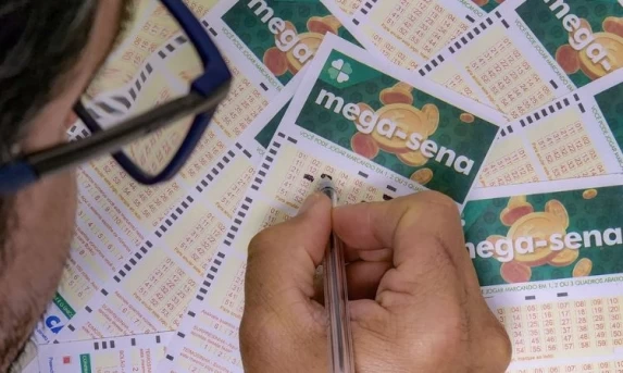 BC informa que teto para rotativo vale a partir desta quarta-feira
