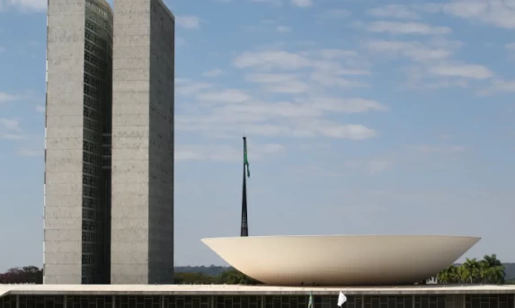 Motta reúne-se na terça com líderes para definir pauta de votações